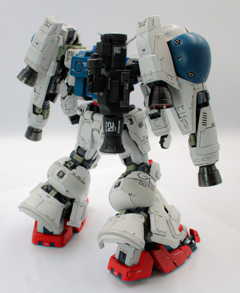 ふくらはぎもパテで新造し、ディテール追加。