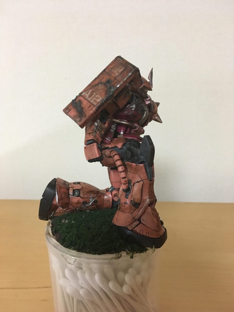 シャアザク、綿棒の上に立つ。–5枚目/制作者：牛