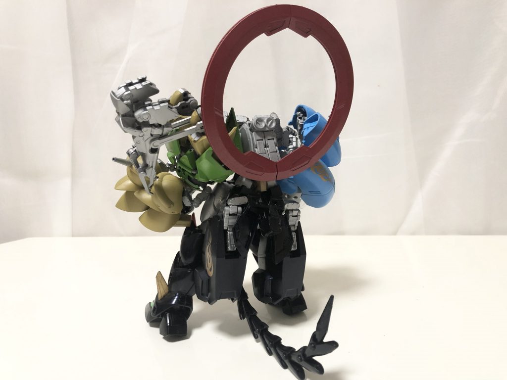 合体ガンプラ完成–2枚目/制作者：魏理(ギリ)