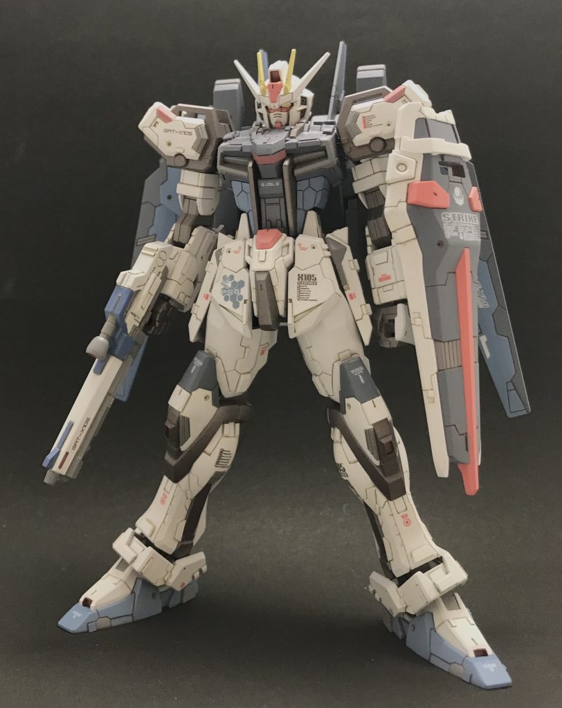 78ガンダムも凄かったですが、ストライクはプロポーション変更すらほぼ無し(首の位置を変えて靴底を薄くしただけ)で満足な型になりました。呆気なさすぎて非常に残念です。(バンダイさん最高です。スーパーありがとうございます)