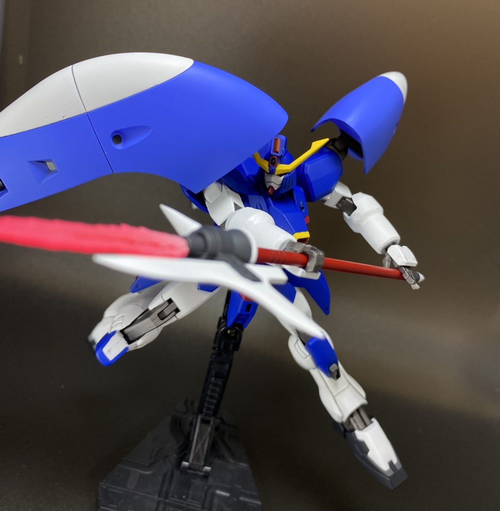 元々HGアビスはかなり造形が良かったので、手足の延長と腰の可動化でさらにいい感じに。