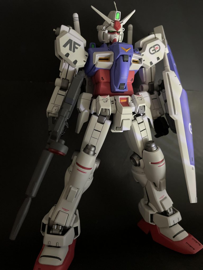 脚や腕のモールドは埋めて新規に掘り直しました。