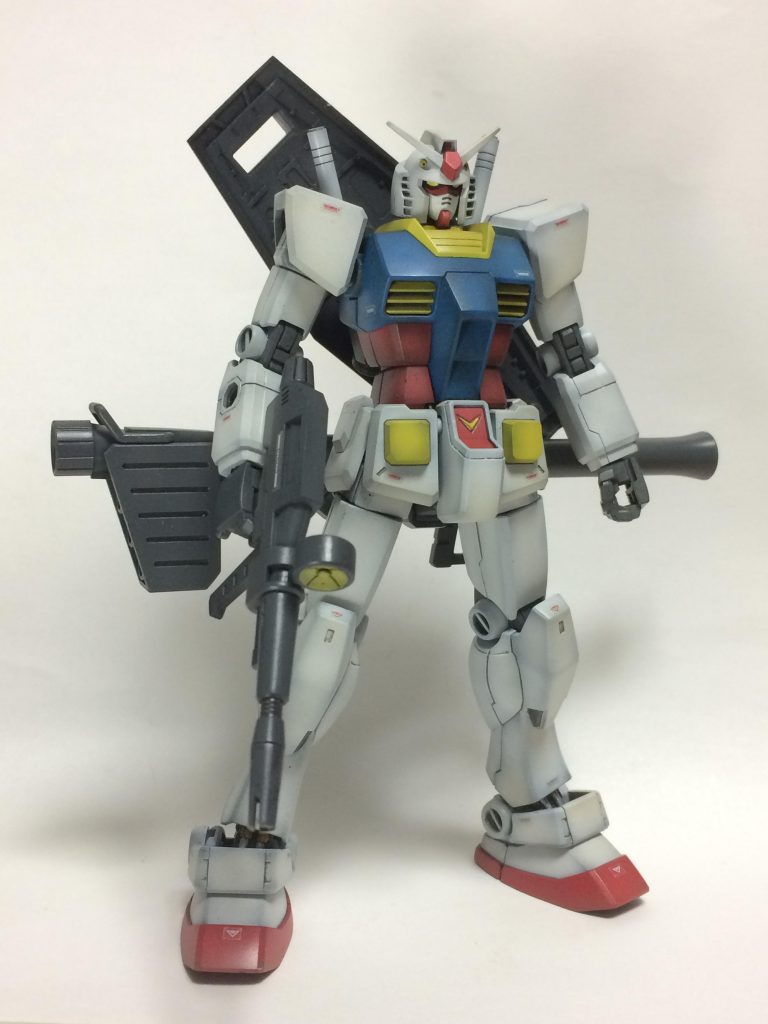 HGUC ガンダム–3枚目/制作者：KURRRO
