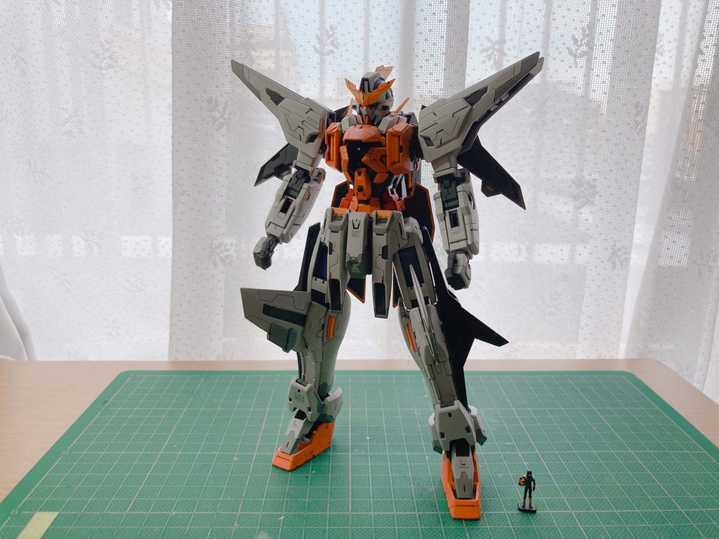 最後にMG 1/100 ガンダムキュリオスと1/100 アレルヤ・ハプティズムの卓上撮りです。