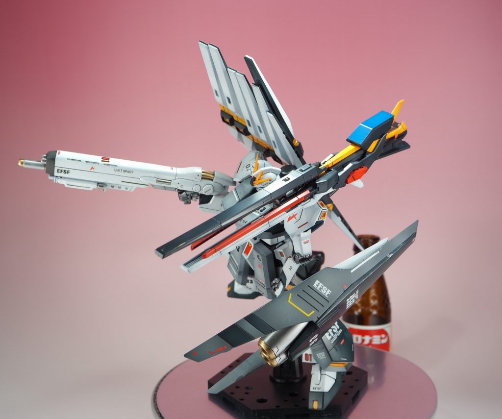 実際にポン付けする事は出来ませんが、簡単な部分加工で装着が可能となります。