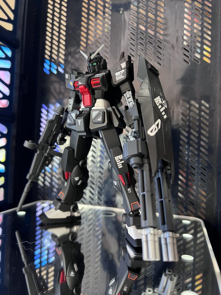 ガンダム５号機typeＥ–9枚目/制作者：真樹京介