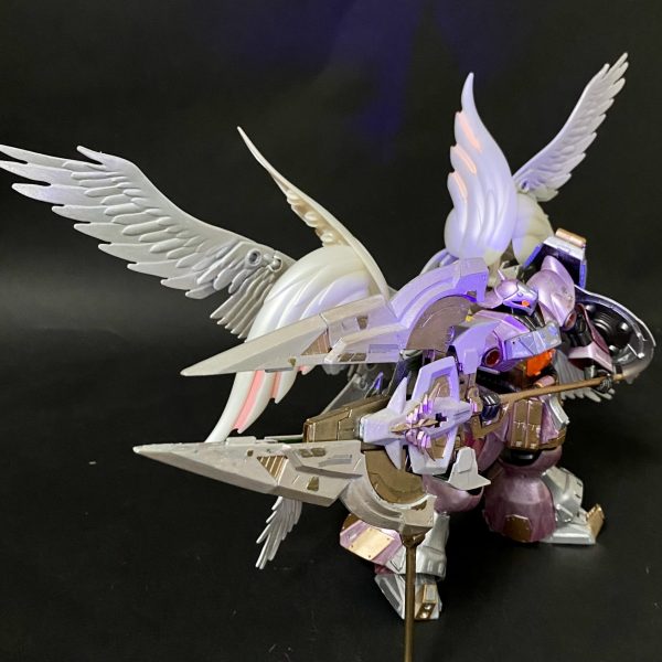 セラフ・ドーガ(8枚羽)