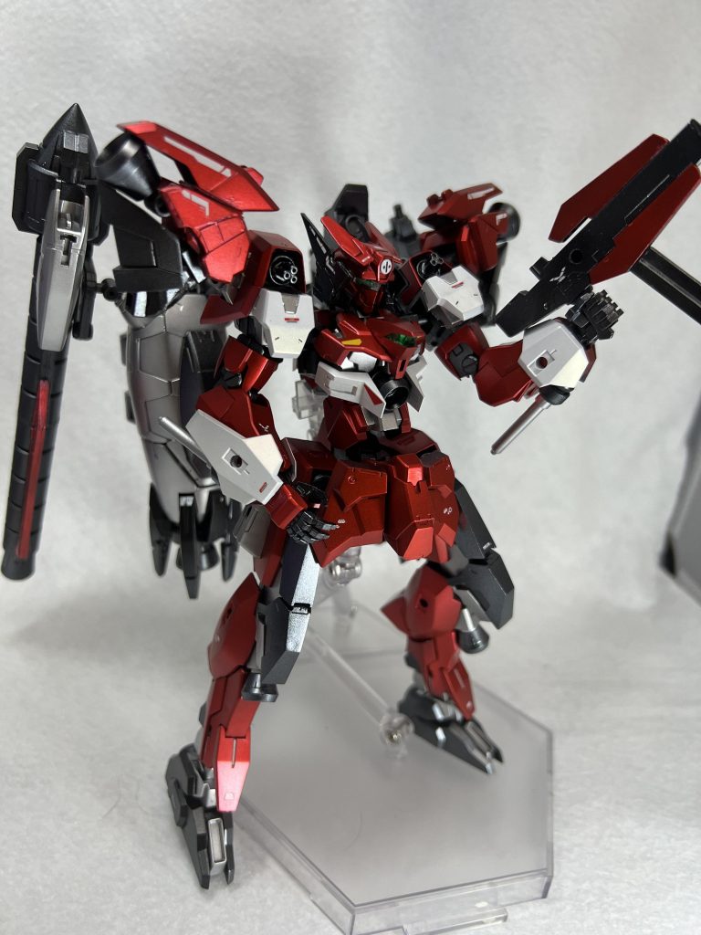 武装や設定が北欧神話神話からきてるのもあり大好きな機体です。（マイナーなゲームなので知ってる人は少ないでしょうが…）