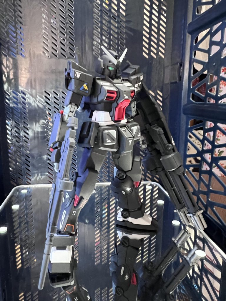 ガンダム５号機typeＥ–8枚目/制作者：真樹京介