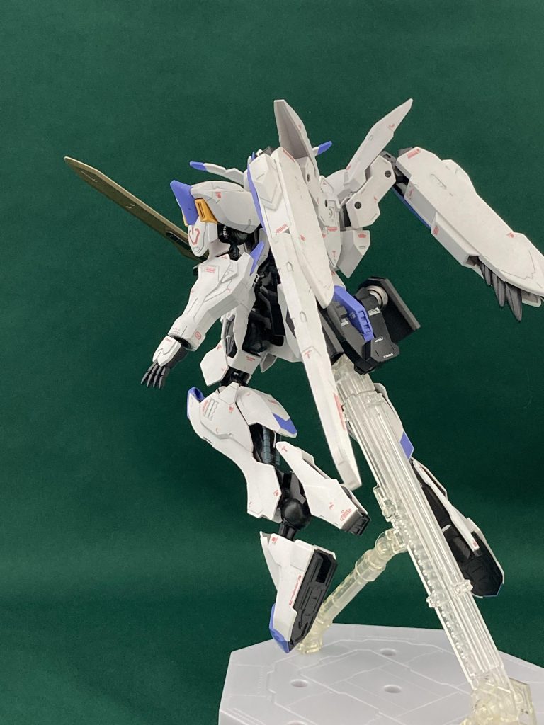 1／100 ガンダムバエル–3枚目/制作者：gufcustom