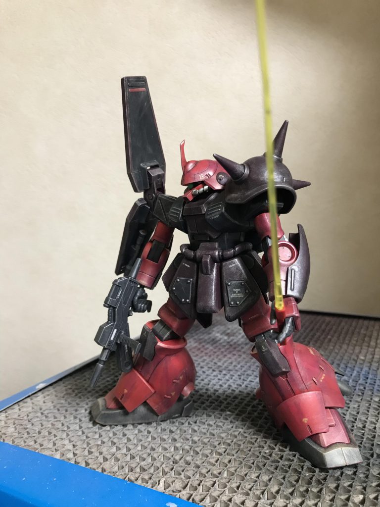 抜刀。サーベルは塗装忘れたので、シナンジュのを借りてます。