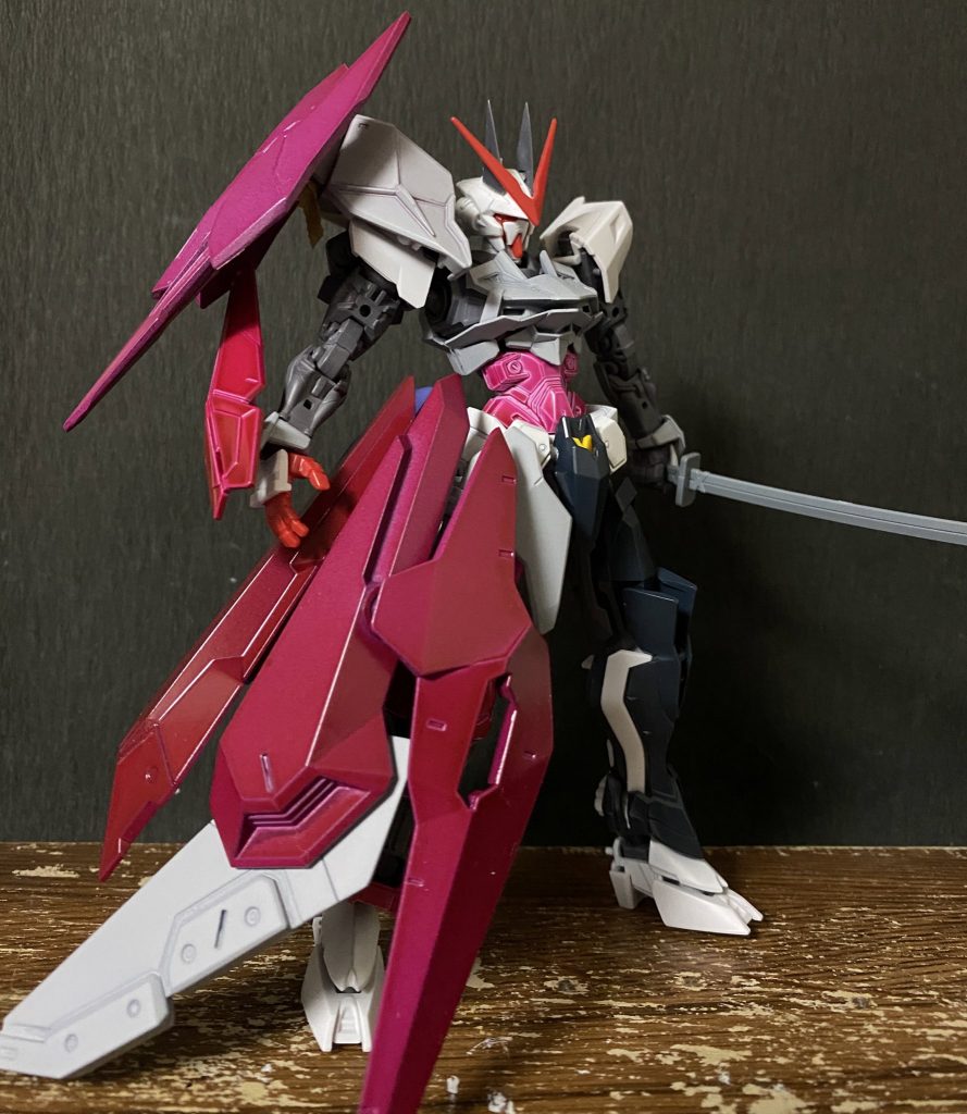 【第2段階】なんとなく形になってきた頃っスまだパーツ流用と頭をどうするかで悩んでました