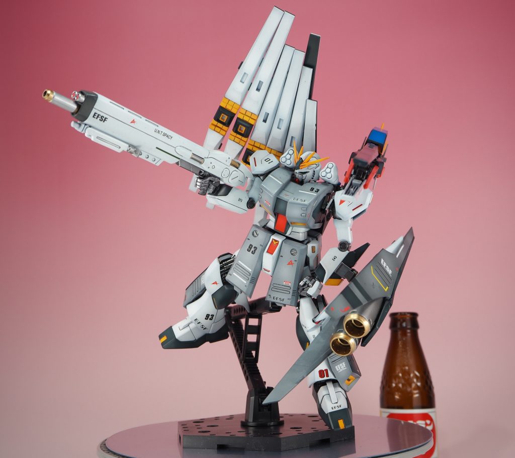 しかしバランスはよろしいとは言えませんのでスタンド必須ですね。