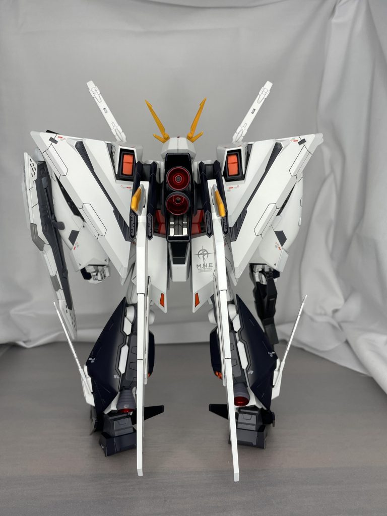 塗り分けが大変でしたけど、かなりやり甲斐のあるキットですね。アンテナをチョンピンにするだけで特に工作はしなかったんですがかなりカッコいいです。（ちょっと延長しても良かったかな？）