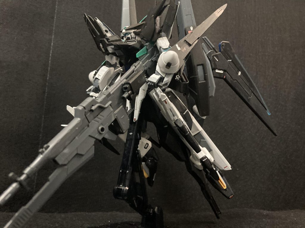 使ったキットは多分ブラックウォーリアとジムスナWD用そしてケルディムガンダムのGNスナイパーライフルIIですね!