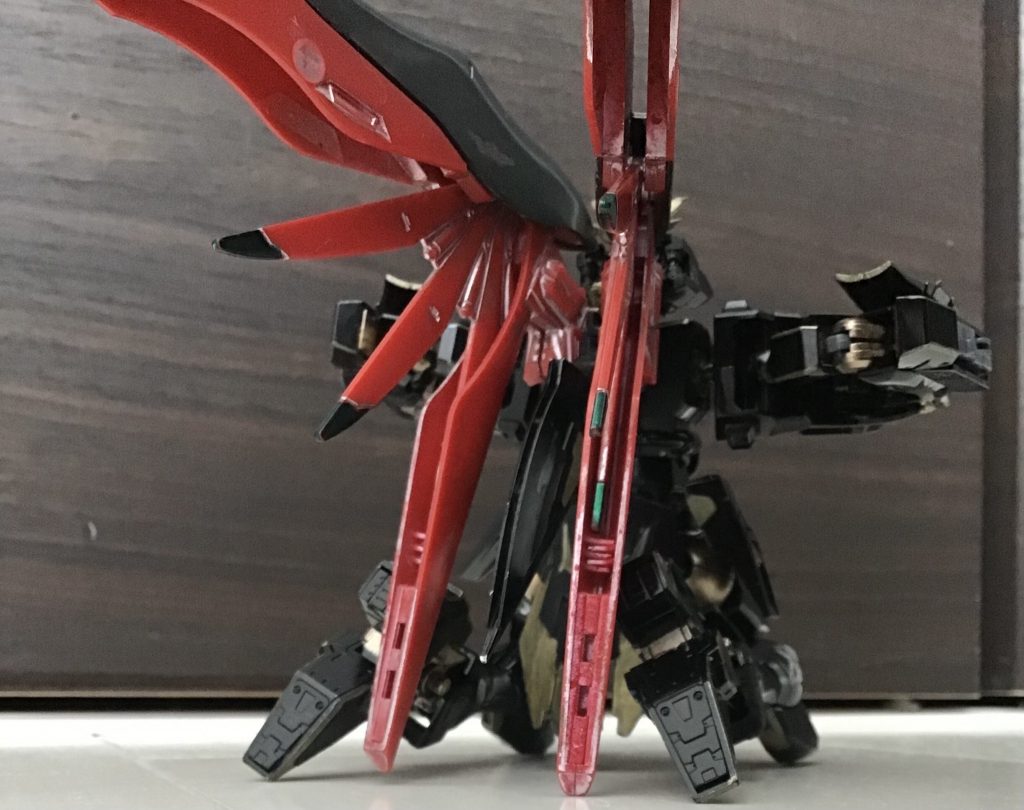 フォートレスモード背面変形の方法は簡単！足を肩幅開いて正座、頭は180度？回転。肩を90度回し、腕を外側に回転した後に曲げればあっという間に時間が過ぎていく…