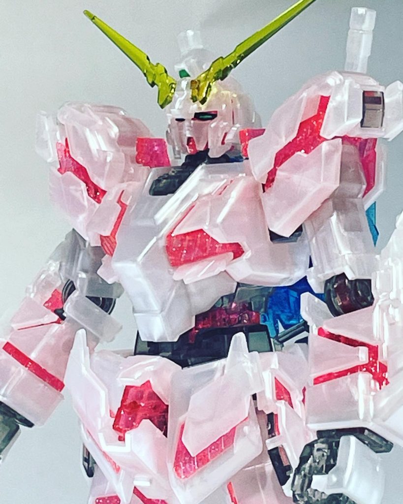 変形ギミックはついていませんがその分ポロリもなくガッチリ頑丈な作りで好印象。