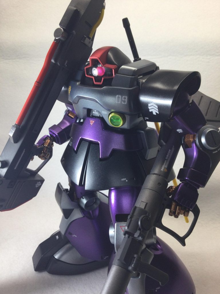 武器類は、ガイアのメカサフと、ガンメタサフとブラックで塗り分けていきました‼︎ 久しぶりのフル塗装は、疲れますね…w まぁ自分なりには良く出来たと思いますので、良かったです‼︎