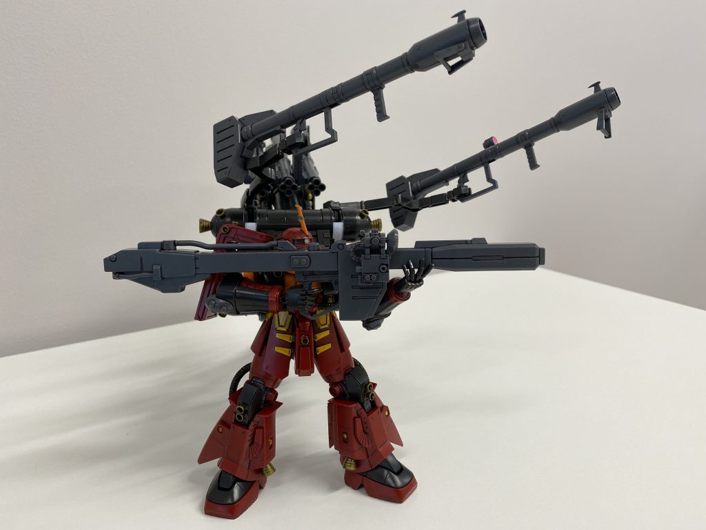 添え手で撃つビーム・バズーカもできました!こうすることで命中率が格段に上がります!