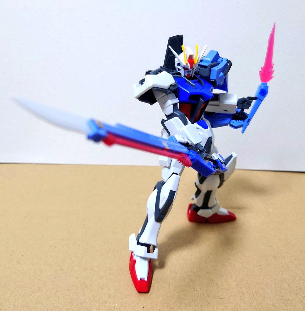 コレクションシリーズの箱絵っぽく。マイダスメッサーの保持はだいぶガバガバです