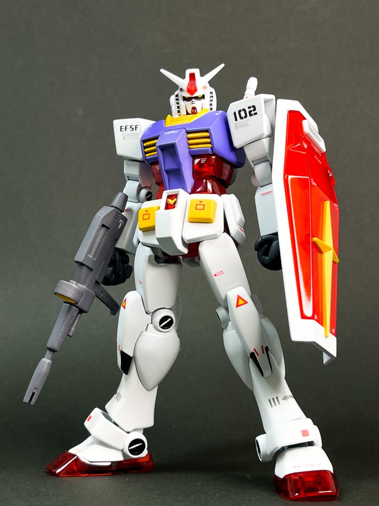 EGのビームライフルだと少し幅が薄かったのでHGから持ってきてます