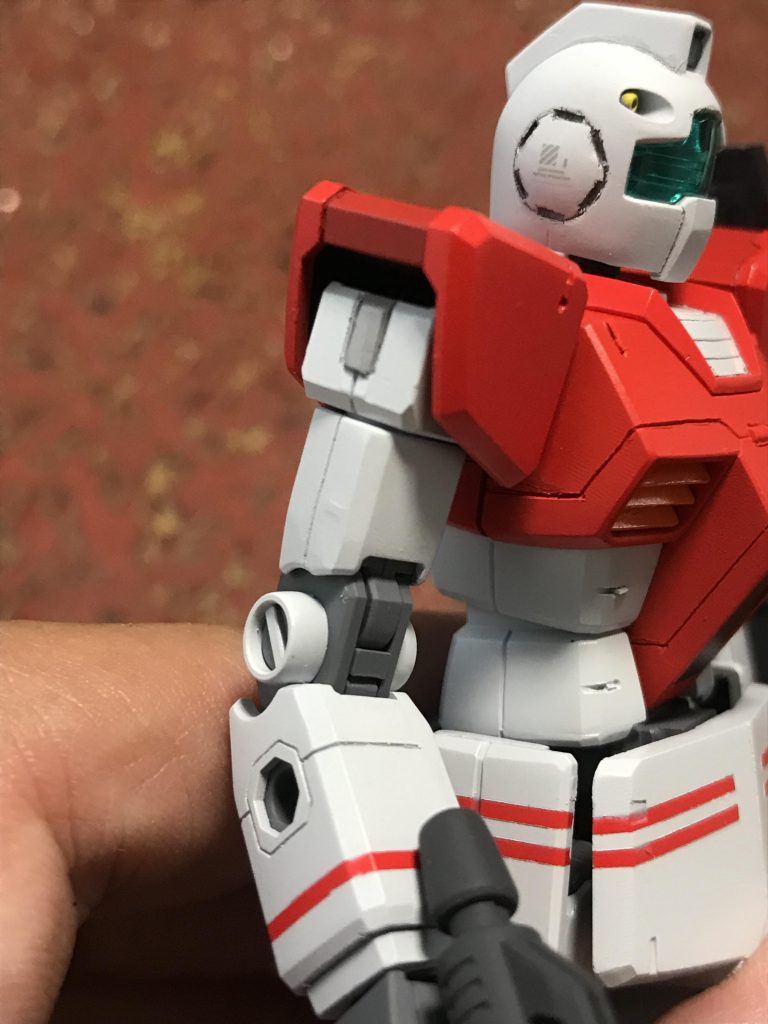 カラーレシピ♨️赤:フレイムレッド白:スチールホワイト黄色:マンダリンオレンジ関節部:メカサフライト武器他:メカサフスーパーヘヴィシールド他:メカサフヘヴィ 7/17日のNIPCOM・新潟プラモコミュニティにて、是非生でご覧ください!♨️