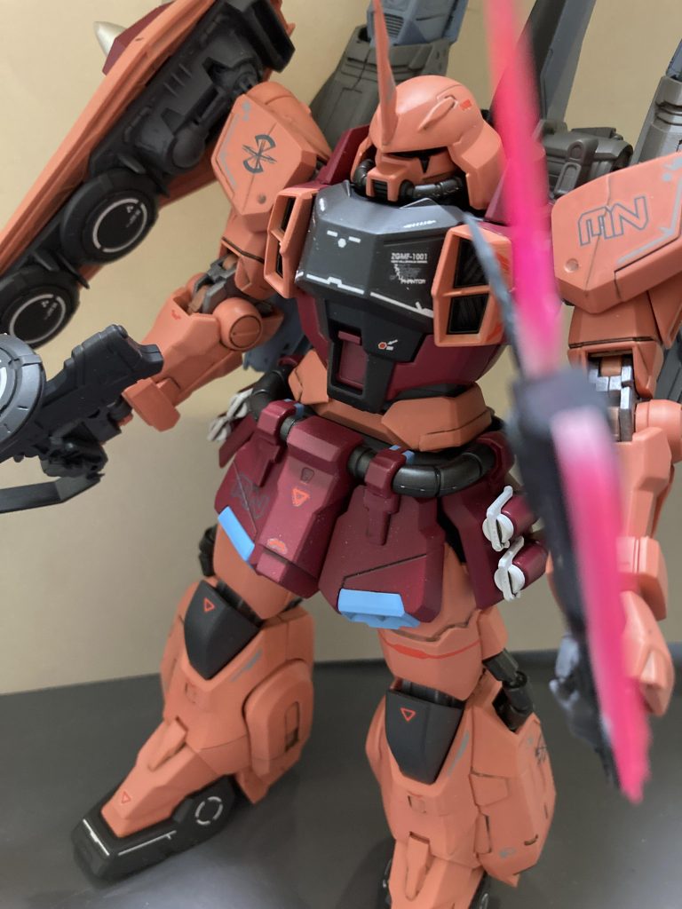 ビームトマホーク構えたポーズ