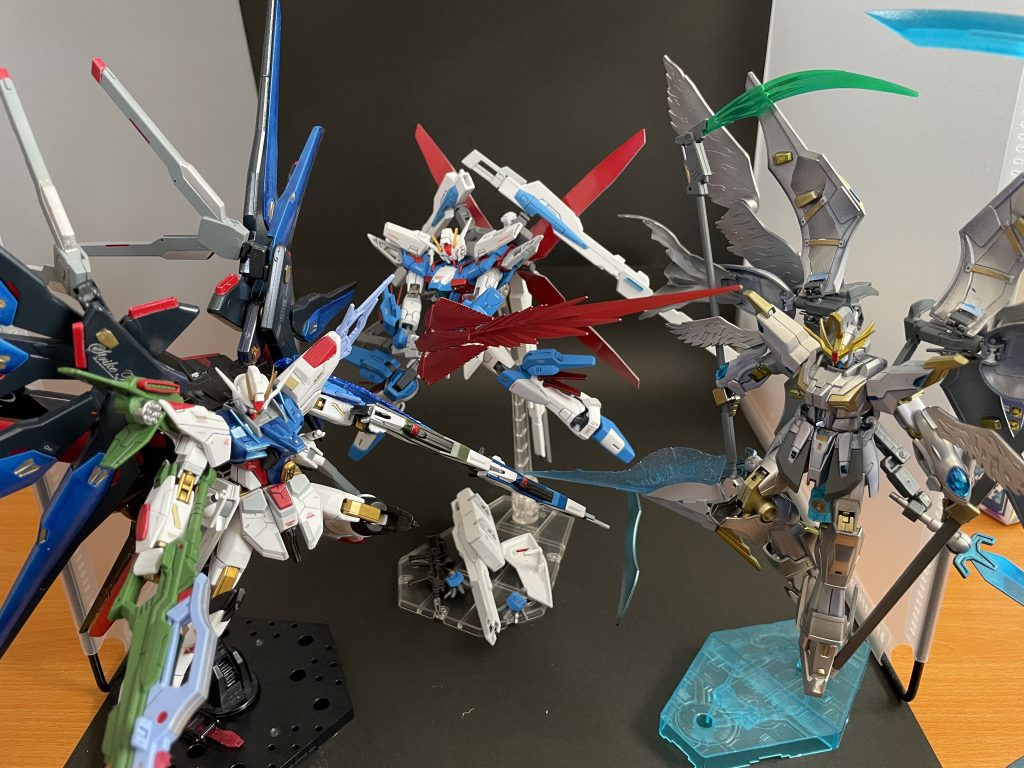 これでバトローグの奏海高校ガンプラバトル部の3機が揃いました原型が残ってるかは微妙ですが笑