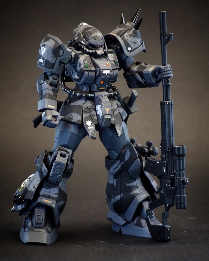 全体的に暗く、ディテールがハッキリしなかったので、ウエザリング マスターのシルバーで軽くウエザリング して、輪郭が出るようにしています。