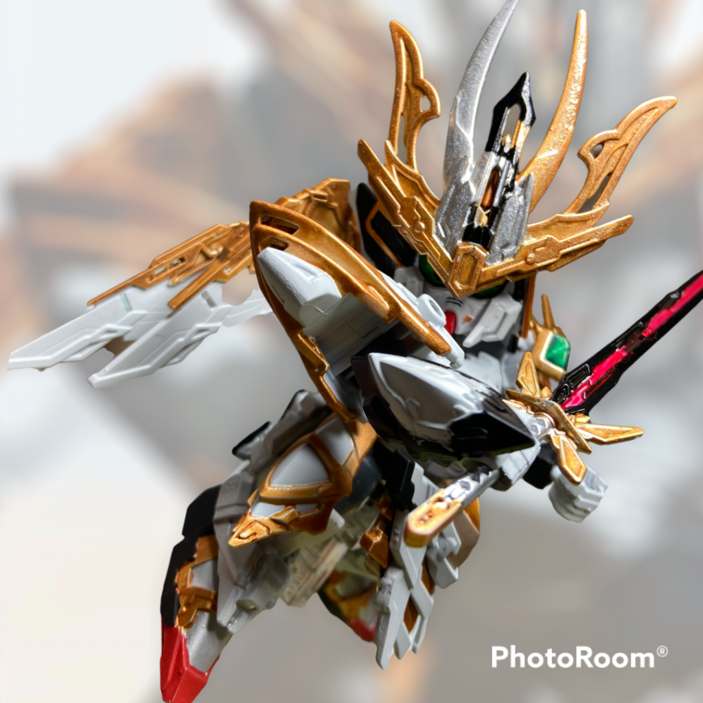 両手持ちのフルスイングポーズや確信歩きポーズの再現とか、やってみたくても作り手の現状レベルでは再現出来ず、改修の余地はまだまだあるところですが…それでも、愛着のある仕上がりになりました。ガンプラもプロ野球も、楽しいです！ここまで見ていただきありがとうございました！