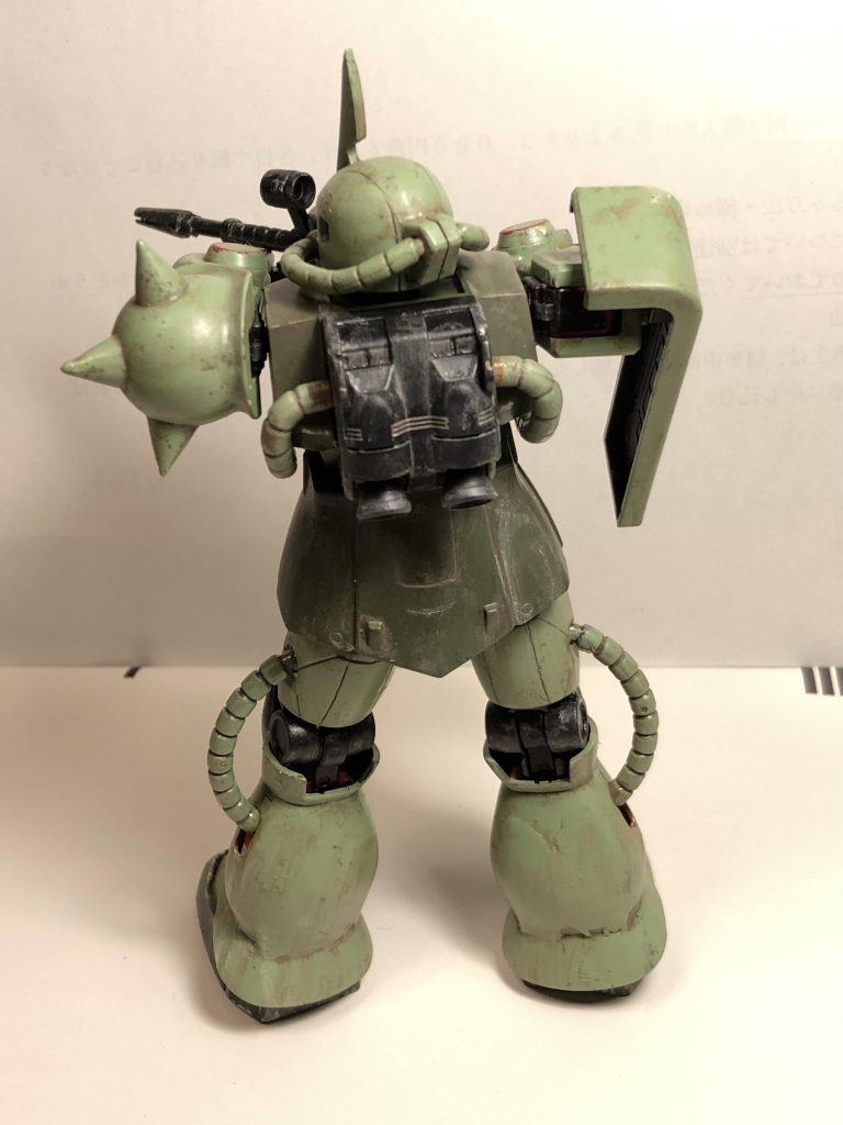 後ろから。ガンオンの実況見慣れてたからかこの視点に愛着がある。サ終したの残念だった…