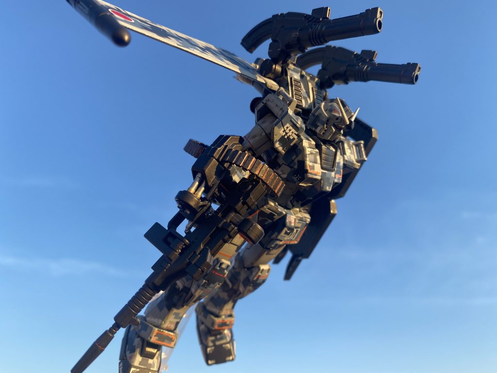 青空背景飛行してるように見えるかなw