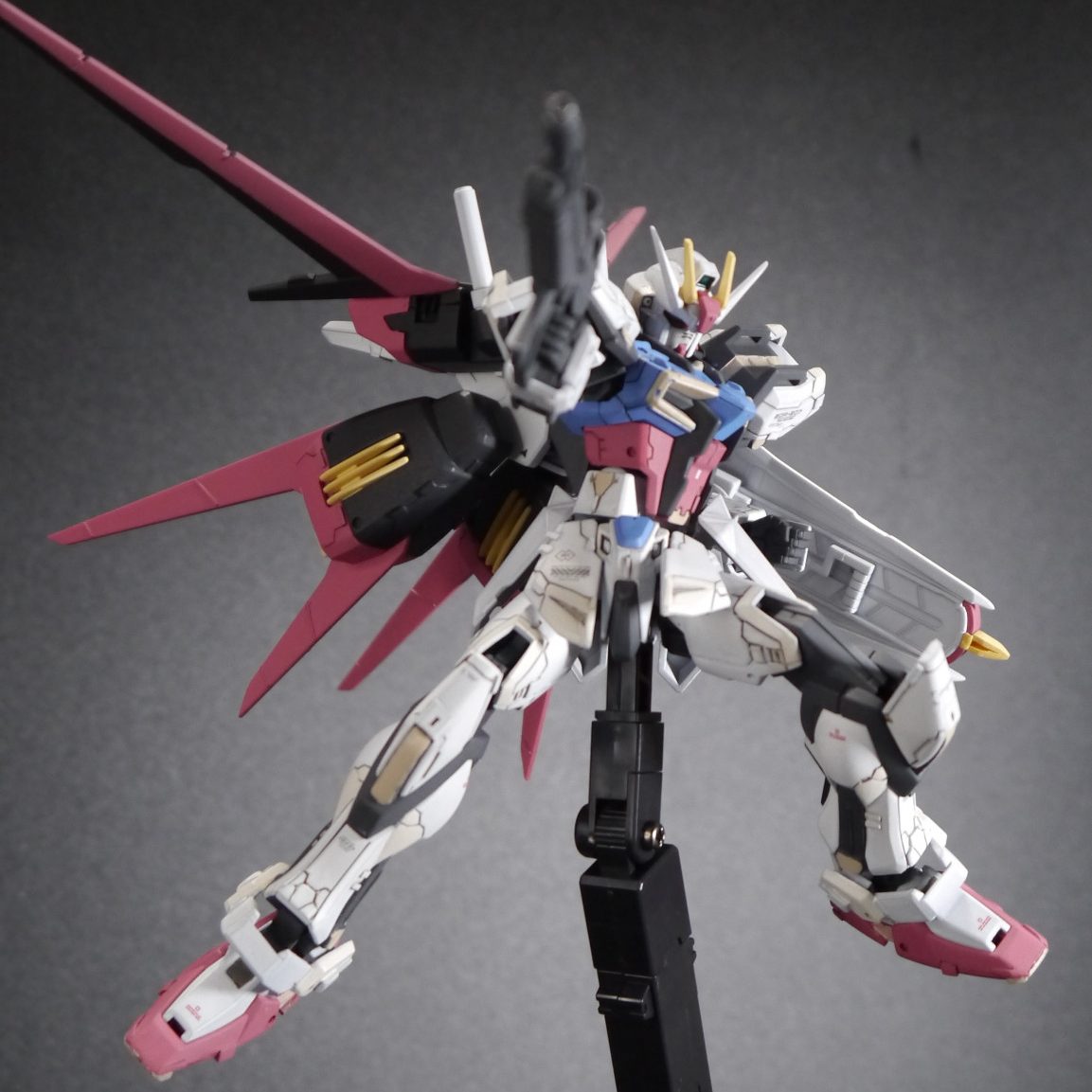 専用 HGAC ウイングガンダムゼロ HGCE エールストライクガンダム完成品