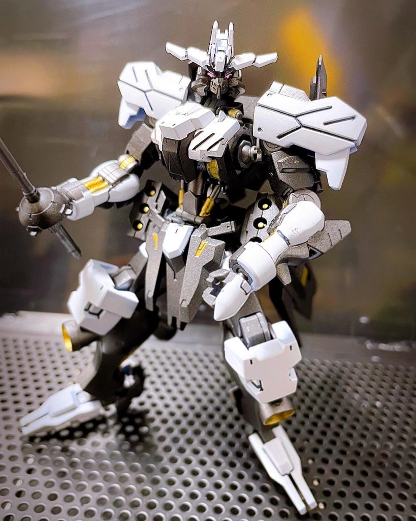 ガンダムヴィダール　オリジナル全塗装–2枚目/制作者：@HeroSunchan