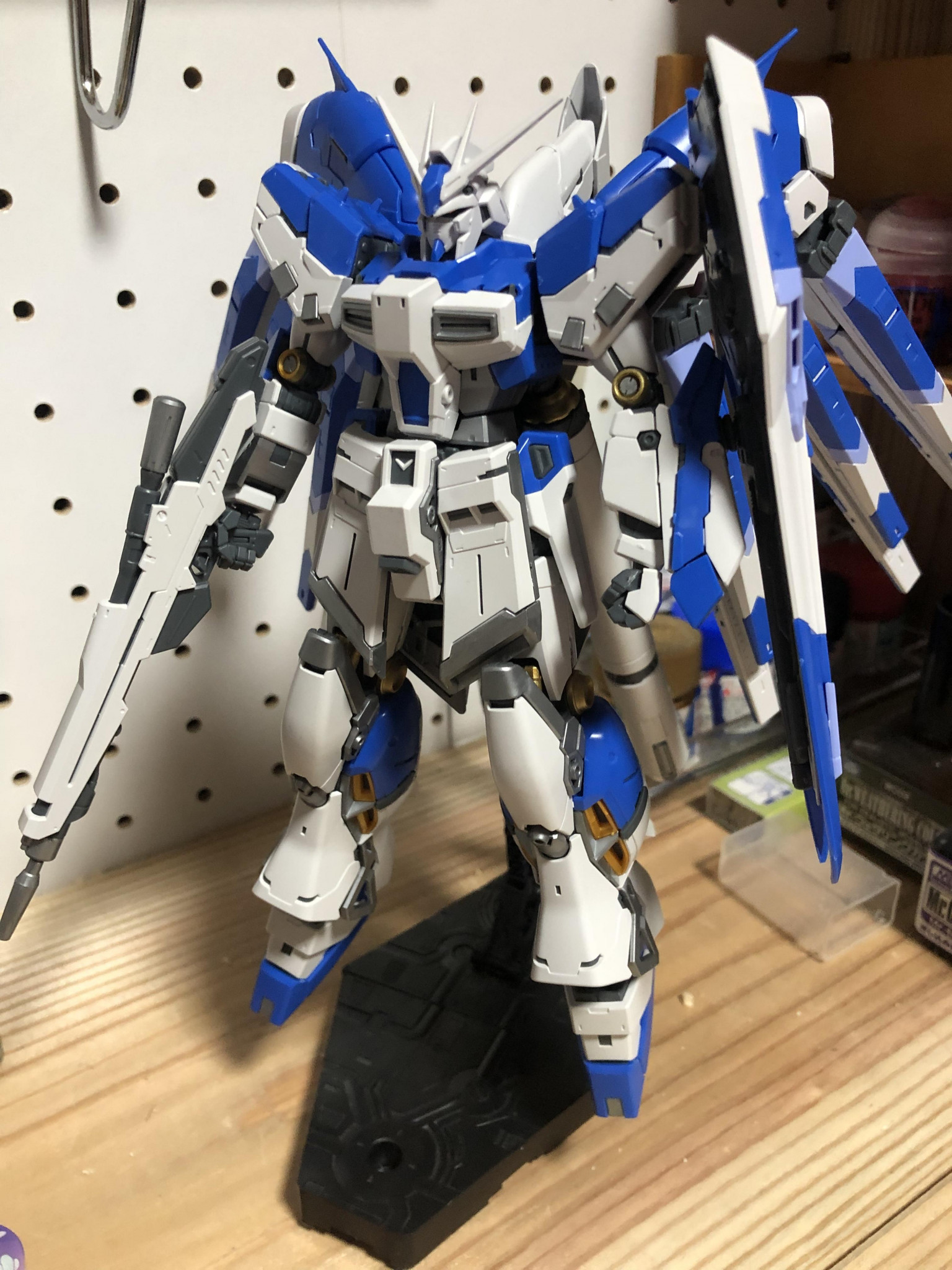 RG Hi-νガンダム 成形色仕上げ｜nextnewさんのガンプラ作品｜GUNSTA（ガンスタ）