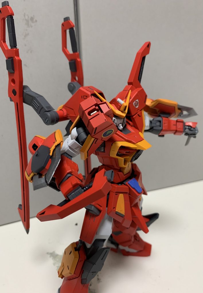 マイダスメッサービーム刃なく渋みで固定するようでしたが塗装剥げが怖いので磁石を仕込んでます。これでいつかビーム刃が用意出来ても困りません。 以上フルメカニクス　ソードカラミティ1〜3号機でした。御覧いただきありがとうございました。