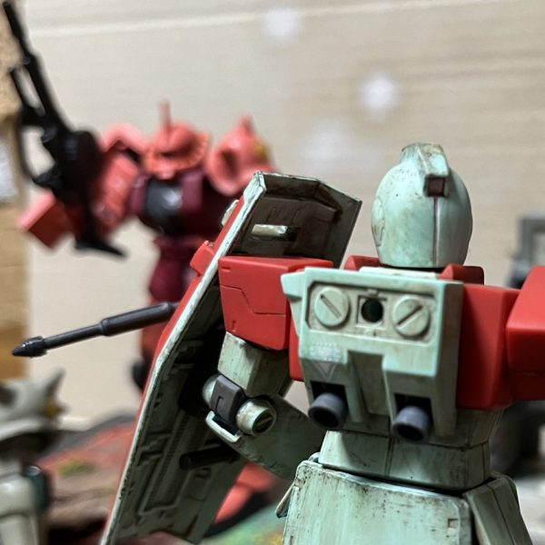 初ジオラマ　破壊されたザクを作りたかっただけ