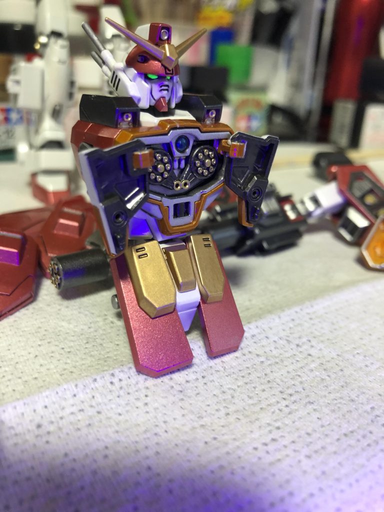 ツインアイも当然の様に輝きます！(*´ω`*)