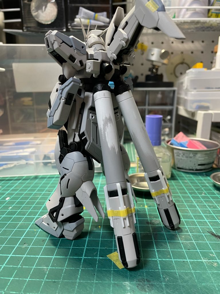 RG Hi-νガンダム–3枚目/制作者：ロッソ