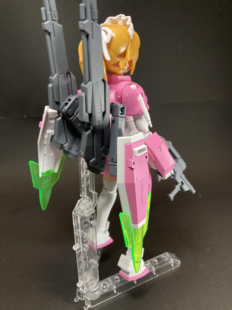 ただピンクにして終わりにするつもりだったのですがっぱスミ入れは必要っしょ!とか、トップコートは必要だよね!とか。気がつけば結構なんだかんだ