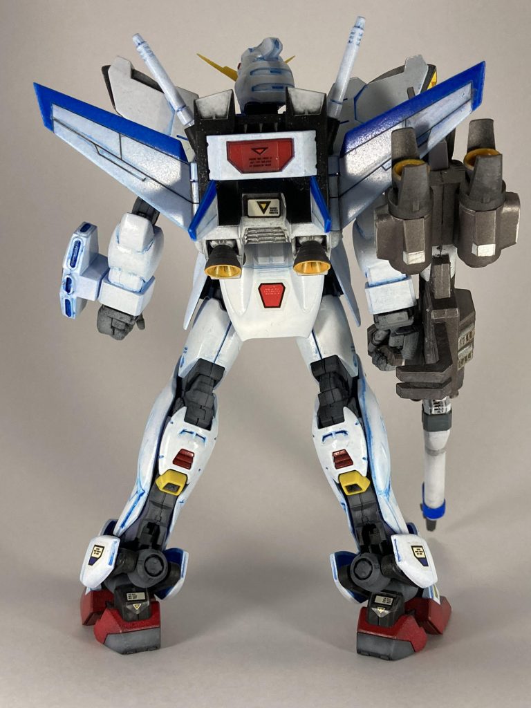 RX-99 ネオガンダム–5枚目/制作者：@jiyu_nitsukuruきあい模型