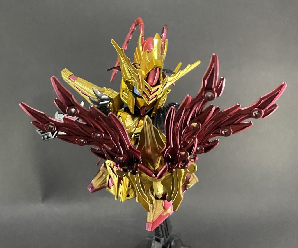 周瑜アカツキはゴールドが2色あるので、少し苦戦しました！スターブライトゴールドとスターブライトゴールドの上にクリアーイエローを塗装したもので、ゴールドの色味を変えました😆 