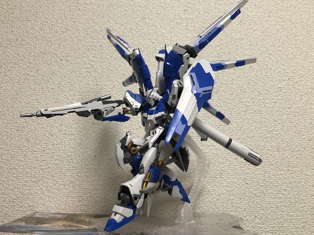 Hi-νガンダム(素組み)–8枚目/制作者：リリカル