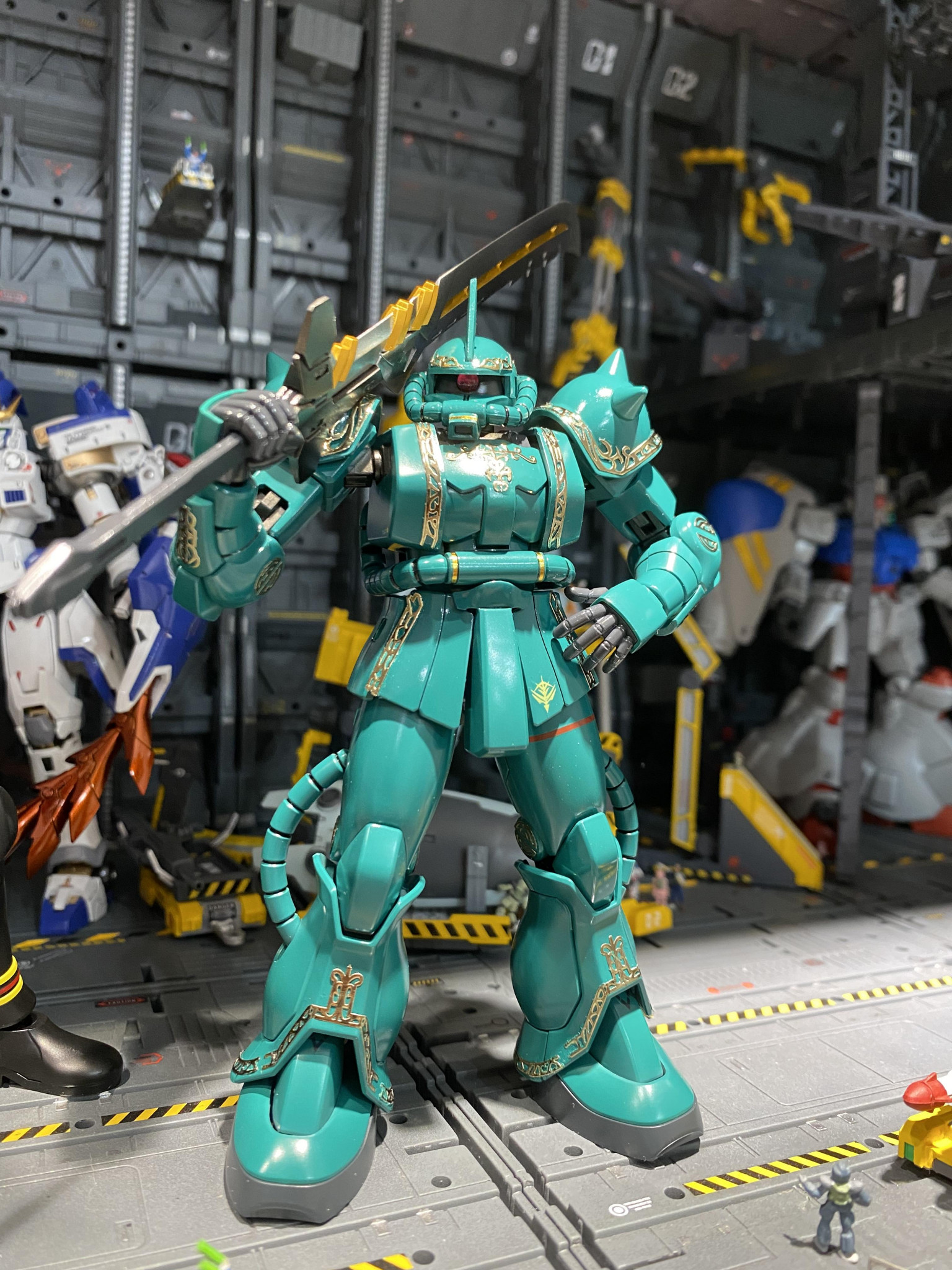 HGUC ドズル・ザビ専用ザクⅡ 価格 帯 - clinicaviterbo.com.br