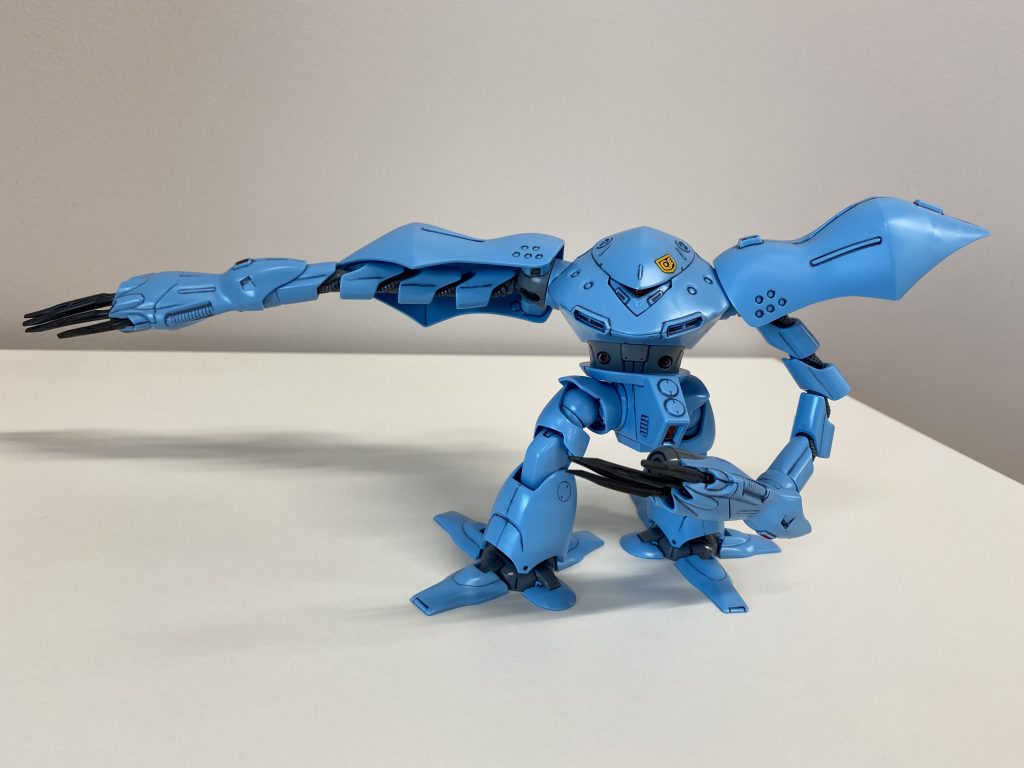 ハイゴッグでシャア専用ズゴックのポーズをやってみました!腕が長いので、ズゴック以上のリーチで攻撃することができます!