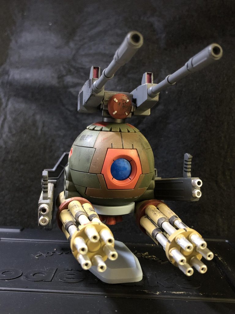 緑の方はザクハーフキャノンのビックガンを付けました