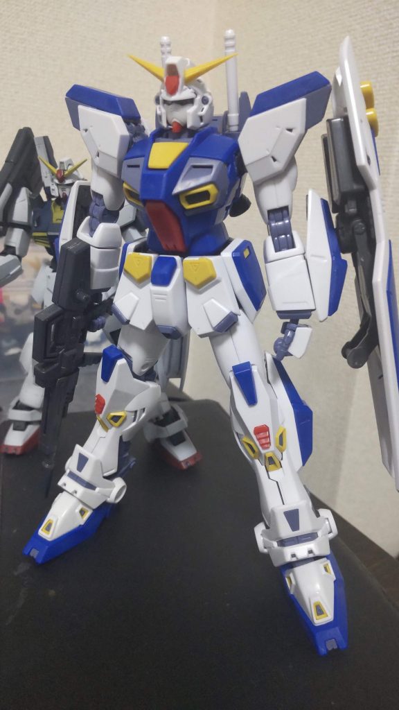 素組の状態です。やっぱりカッコいいですね！塗装前は青が明るかったですね笑