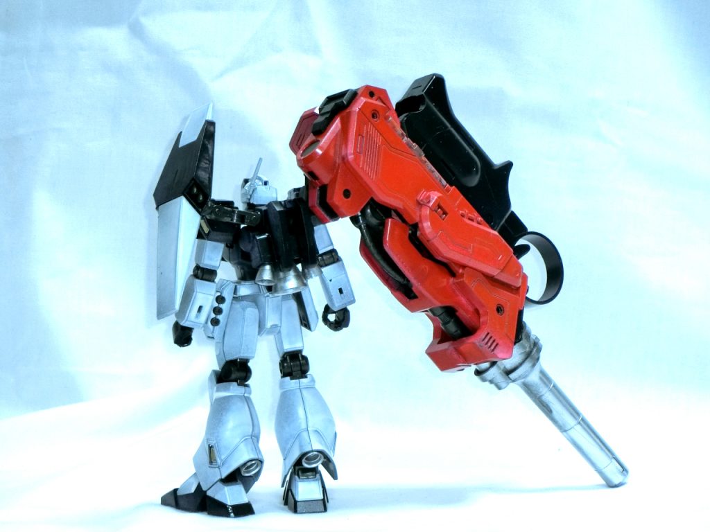 　ガールガン・レディの存在を知った時に思いついたネタですけど当時なかなかジェガンが手に入らなくて……