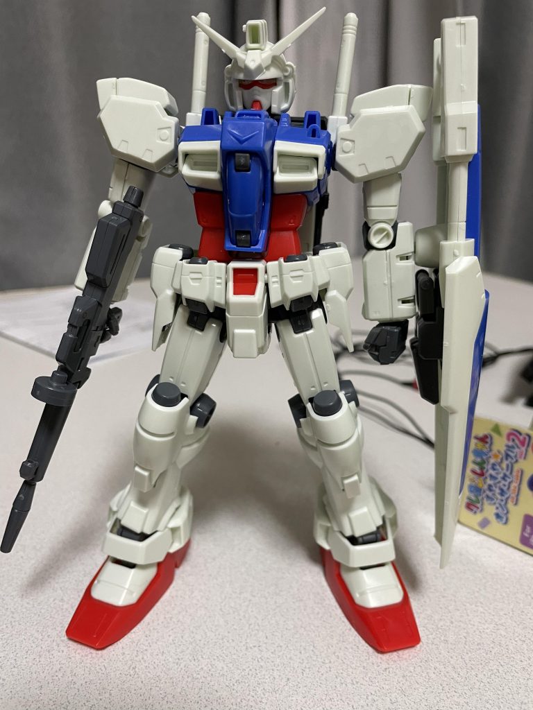 素組み段階。中々味のあるプロポーションでしたが、もう少しスタイリッシュに、かつマッチョ化を目指し改修を始めました。