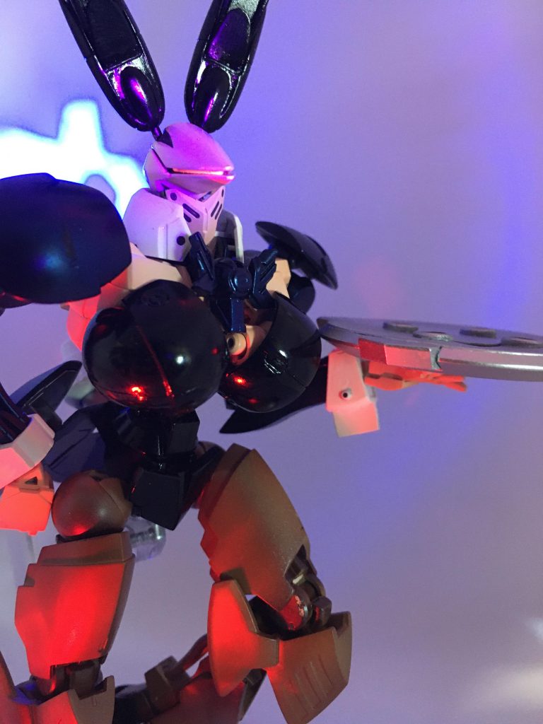 今回も申し訳程度に蛍光色でお目目ビコーンする様にしています。個人的には貧νのが好みなので（聞いてねぇわ）、また暑さで狂った時は軽装タイプも作りたいですね～。では、最後まで拙作をご覧頂きありがとうございました。 <(_ _)>（忘備録）2022年7月18日より9月3日まで、第2回タムタム金沢店様模型展に装備追加版で参加させて頂きました。